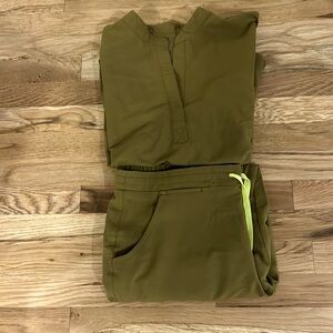 Army Green Figs Scrub Set